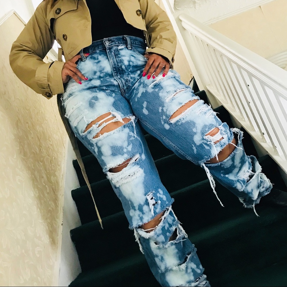 Distressed LEVIS (CUSTOM)✂️✂️❤️❤️❤️ - Picture 2 of 5